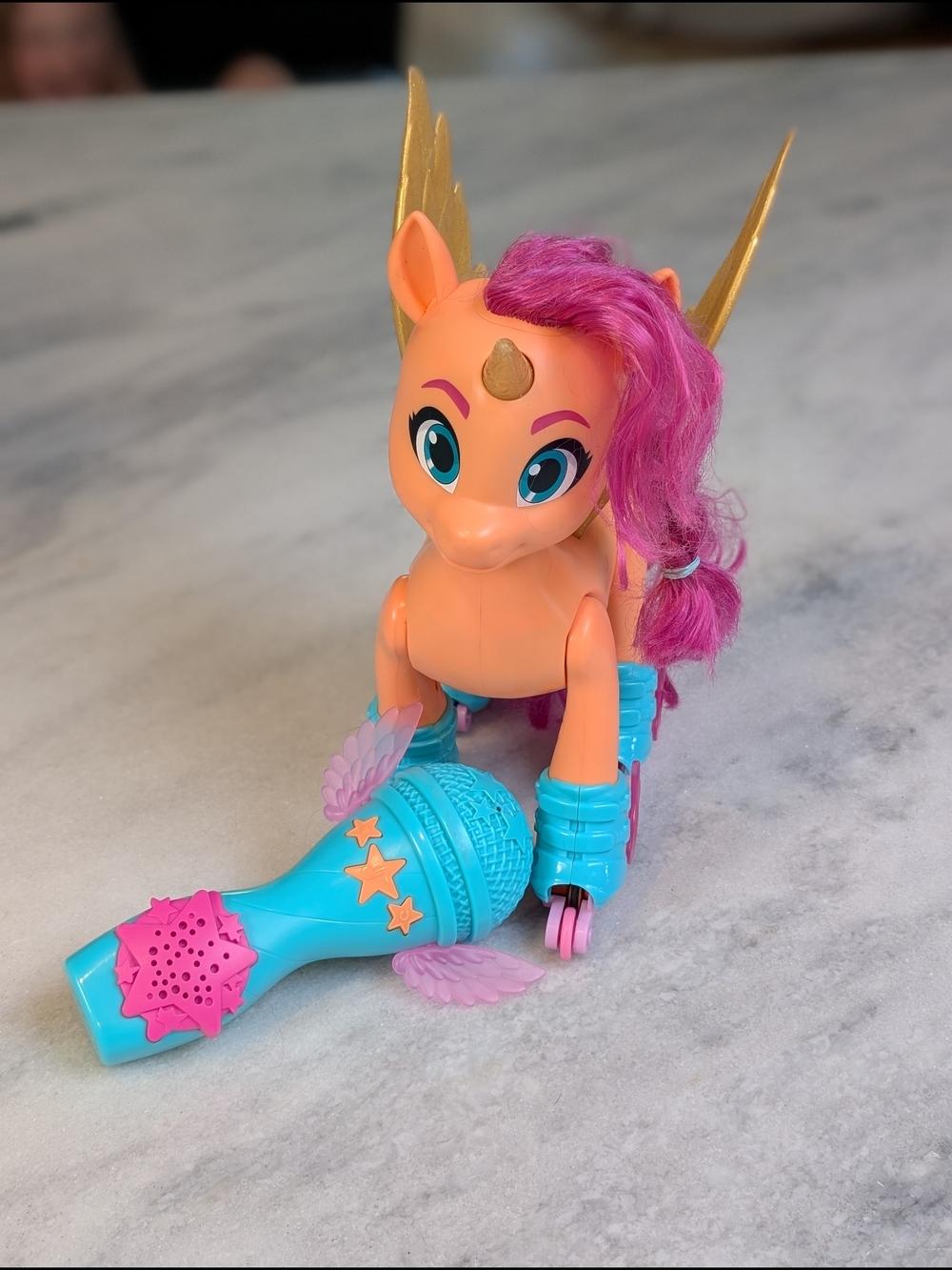 My Little Pony Sing and Skate Sunny Starscout